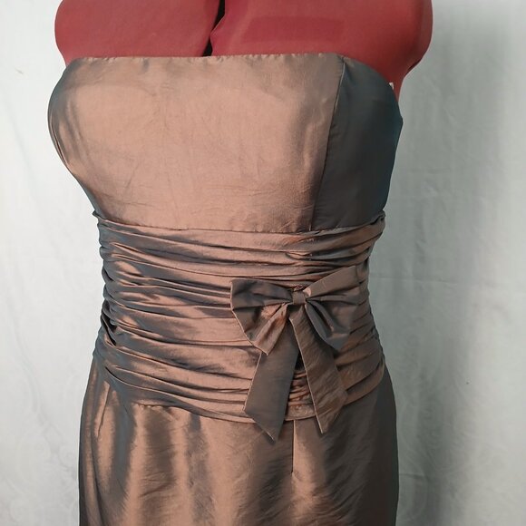 Classic Short Gown in Taupe w Copper highlights - Picture 2 of 5